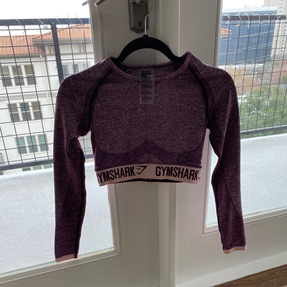Gym shark workout top